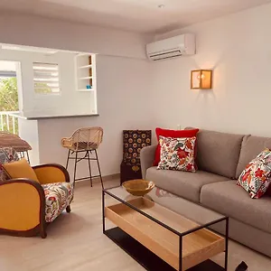 Le Rocher Apartment
