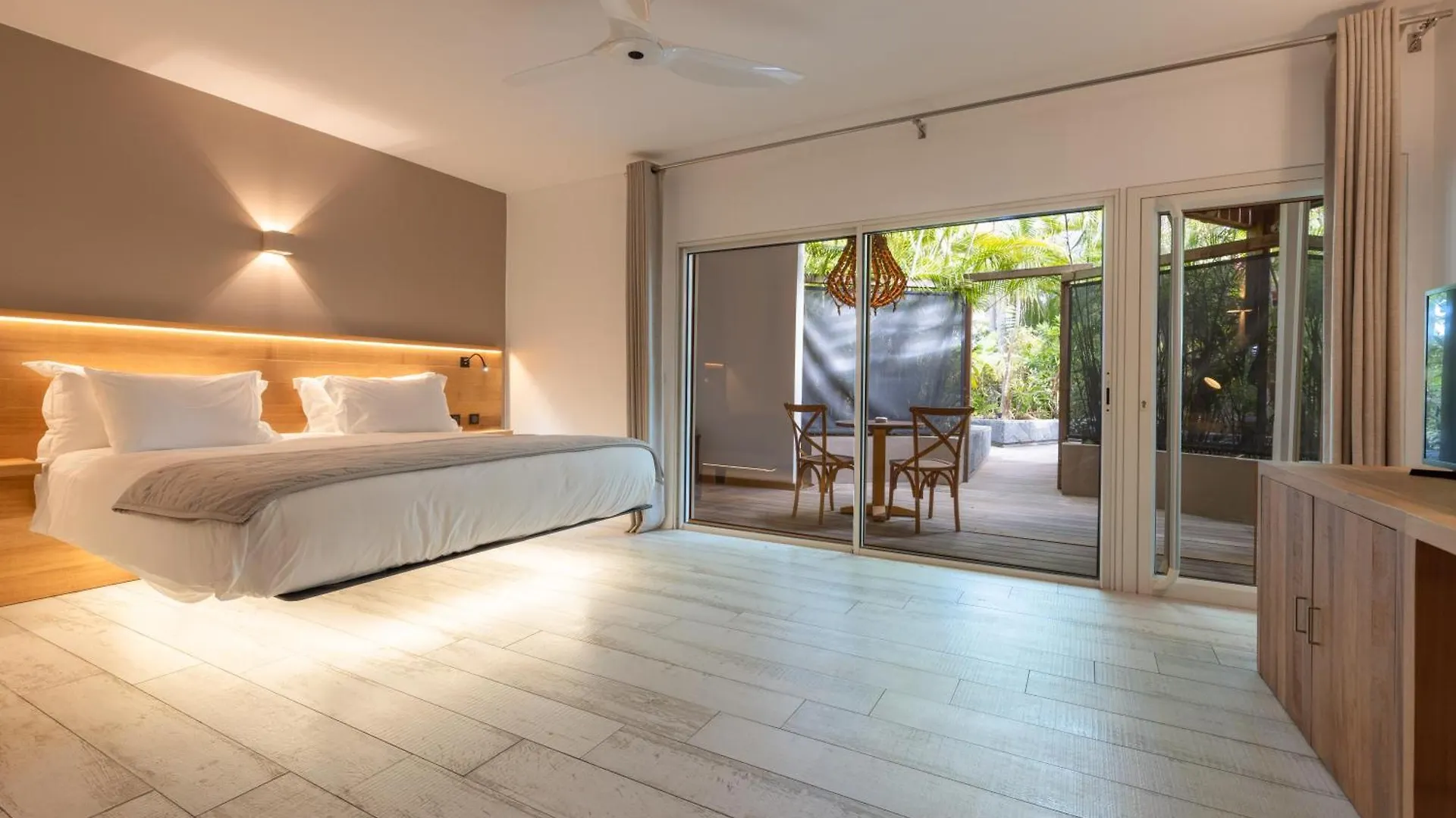 Pearl Beach Hotel Gustavia